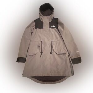 Women’s The North Face Charcoal and Black Parka Jacket Size XS